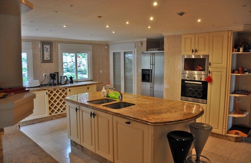 Torremolinos Villa | Exclusive luxury villa near beach, panoramic sea views, heated pool jacuzzi wifi