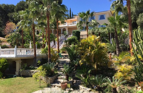 Torremolinos Villa | Exclusive luxury villa near beach, panoramic sea views, heated pool jacuzzi wifi