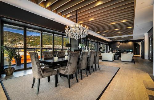 Bergen City Centre Apartment | Exclusive Penthouse with Bryggen Views I MUST SEE