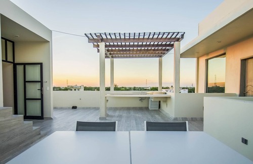 Luis Donaldo Colosio Apartment | Exclusive & Private | 2BR sleep 4 | 1 block from beach ✦✧✦