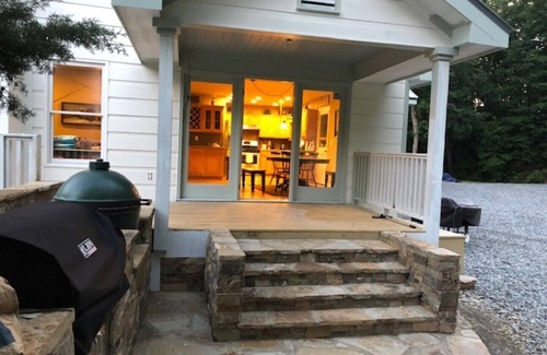 Ellijay Cabin | Exclusive private mountain and lake vacation in the Cohutta wilderness