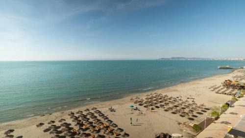 Durres Apartment | Exclusive Seafront Duplex with Jacuzzi