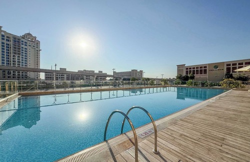 Old Dubai Apartment | Exclusive Studio in Palm Jumeirah with Sea Views