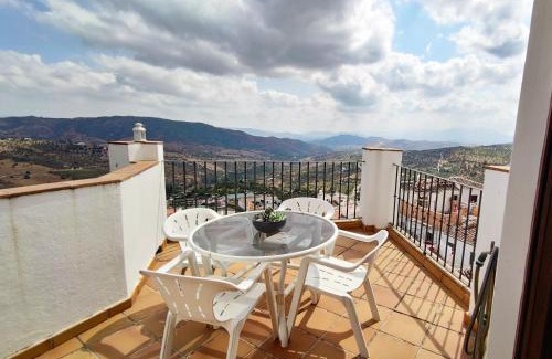 Casarabonela Apartment | Exclusivo LOFT en el corazón de Casarabonela!