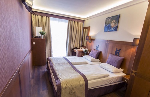 Budavar Hotel | Exe Carlton Budapest