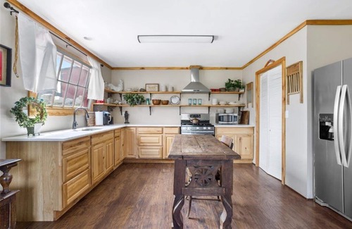Nye Cabin | Executive Cabin -1 mile Stillwater River-Guide House-Montana fly fishing