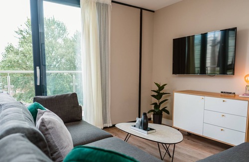 Hull Old Town Apartment | Executive Duplex Apartment Park view