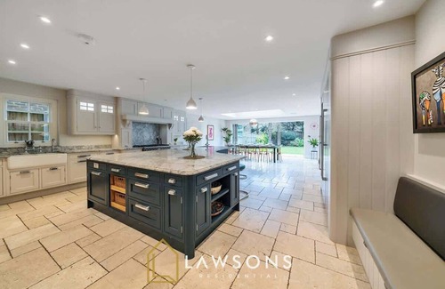 Windsor House | Executive Home by Lawsons – Close to Legoland