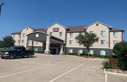 Marlin Hotel | Executive Inn & Suites