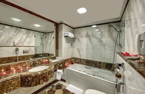 Sharjah Apartment | Executive Room Near Al Mamzar Park Sharjah