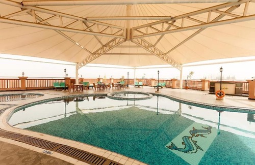 Beach & Coast Apartment | Executive Suite Near American School