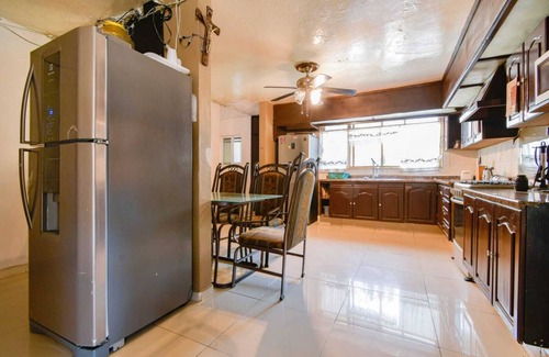 Lafayette Apartment | Exelente Cuarto de Hostal con Alberca en Guadalajara Jalisco