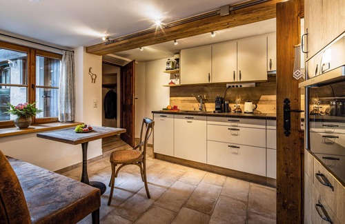 Berchtesgaden Apartment | Exklusive Ferienwohnung im Historischen Hofmusikerhaus Über den Dächern Berchtes