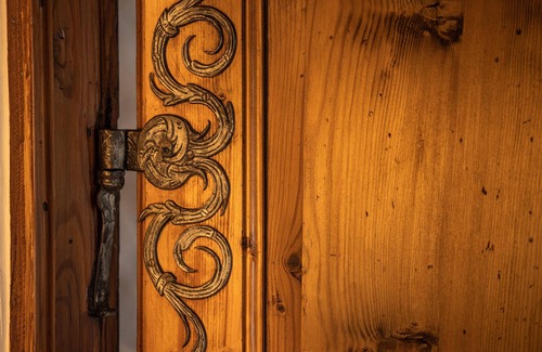 Berchtesgaden Apartment | Exklusive Ferienwohnung im Historischen Hofmusikerhaus Über den Dächern Berchtes