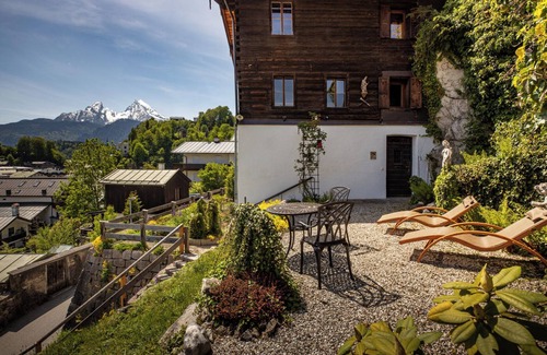 Berchtesgaden Apartment | Exklusive Ferienwohnung im Historischen Hofmusikerhaus Über den Dächern Berchtes