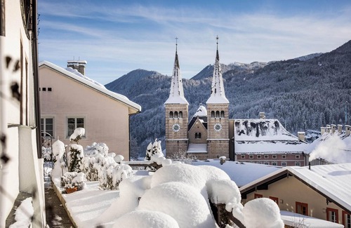 Berchtesgaden Apartment | Exklusive Ferienwohnung im Historischen Hofmusikerhaus Über den Dächern Berchtes