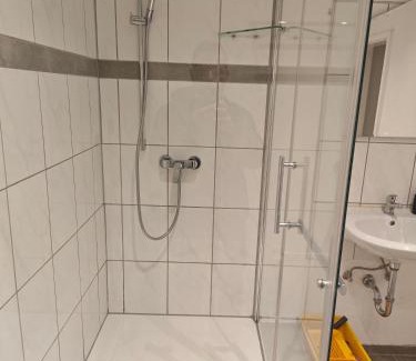 Geilenkirchen Apartment | Exklusives Apartment in Geilenkirchen für 6 Personen mit Dachterasse und Wintergarten