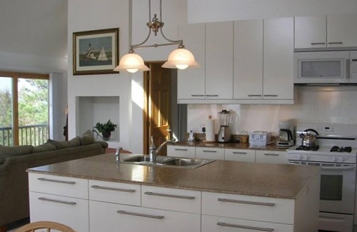Brewster House | Expansive Home With Gorgeous Bay Views! (1052)
