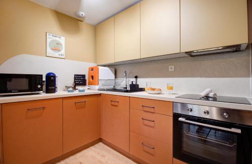Fontaine Lestang-Bagatelle-Papus-Tabar-Bordelongue Apartment | expat renting - L'Original - La Cépière - Parking