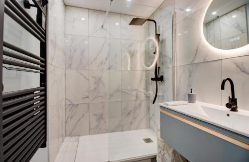 Fontaine Lestang-Bagatelle-Papus-Tabar-Bordelongue Apartment | expat renting - L'Original - La Cépière - Parking