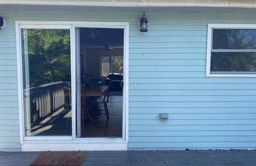 Narragansett Pier House | Experience beach and pier living at the number ONE beach in RI
