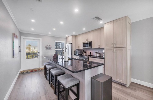 Boca Grande Condo | Experience Boca Grande North #38, a stunning 2-bedroom condo the sleeps 5