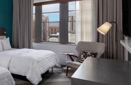 Central Business District Hotel | Experience Downtown Houston in Style! 3 Family-friendly Units, Pets are Welcome!