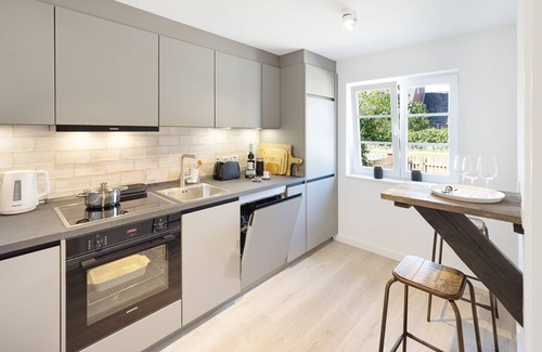 List House | "Experience luxury and relaxation in the Buhne 44 vacation apartment on Sylt!"