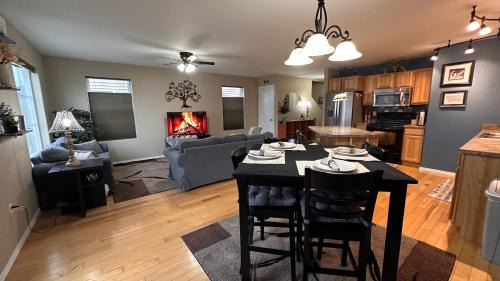 Columbia Falls House | Experience MT @ The 406 Hideout