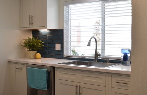 Palm Springs Condo | Experience the Ultimate Desert Oasis at Ayr Home