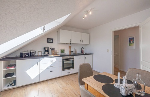 Schausende Apartment | "Experience Unforgettable Relaxation at Our Beachside Retreat!"
