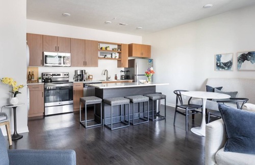 Traverse City Condo | Explore Food & Wine from TART Trail - Pet Friendly