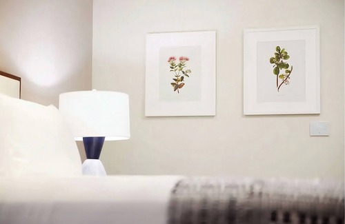 Kaanapali Hotel | Explore Hawaii's Most Hawaiian Hotel, 2 Luxurious Units, With Top Amenities