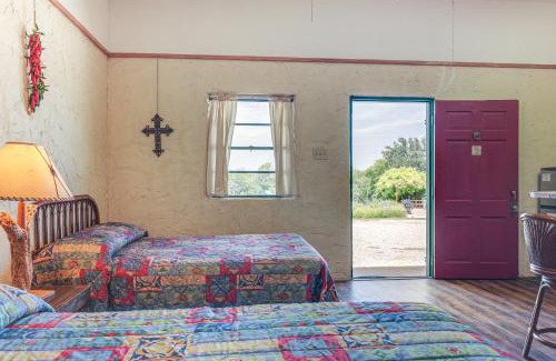 Lake Whitney Apartment | Explore Lake Whitney Studio with Trail Access