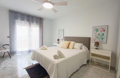 Aguadulce Apartment | Expoholidays- Primera línea con parking incluido