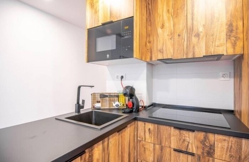 Almeria Centro Apartment | Expoholidays Rueda 4A Parking
