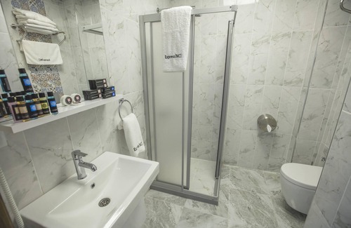 Kucukcekmece Hotel | Express Inci Airport Hotel