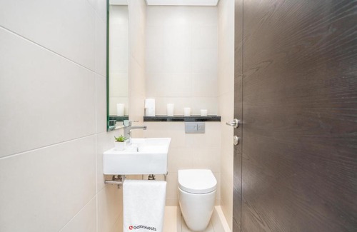 Dubai Marina Apartment | Exquisite 1 Bedroom Marina View