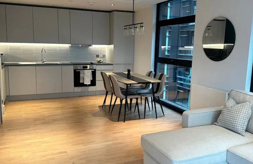 Shoreditch Apartment | Exquisite 2-bed Apartment in Central London