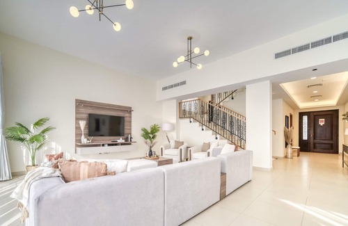 Dubai Villa | Exquisite 4BR with Assistant Room Villa at Nadd Al Shiba Third, Nad Al Sheba by Deluxe Holiday Homes