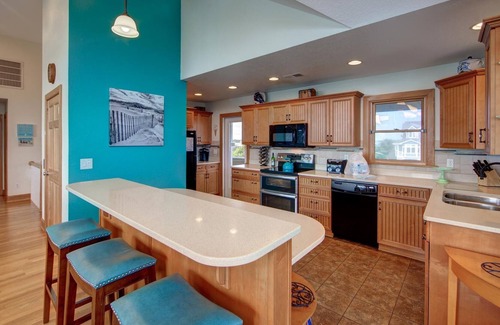 Ocean Isle Estates House | Exquisite Oceanside w Beach Access, Private Pool, Hot Tub, Game Room, Elevator, & Dog Friendly