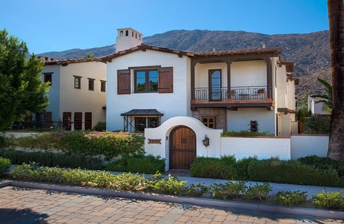 Historic Tennis Club House | Exquisite Villa 3bd 3bath Palm Springs Book April 2025 stay for free 5/1 -5/14