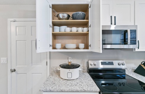 Church Street House | Extended stay 3-bedroom house PET FRIENDLY