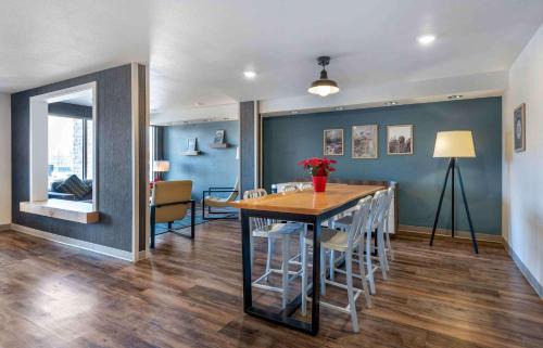 Cranberry Township Hotel | Extended Stay America Select Suites - Pittsburgh - Cranberry