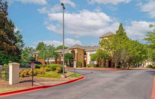 Smyrna Hotel | Extended Stay America Select Suites - Atlanta - Cumberland Mall