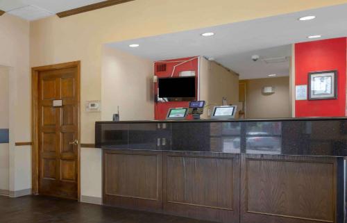 Camelback East Hotel | Extended Stay America Select Suites - Phoenix - Airport - E Oak St