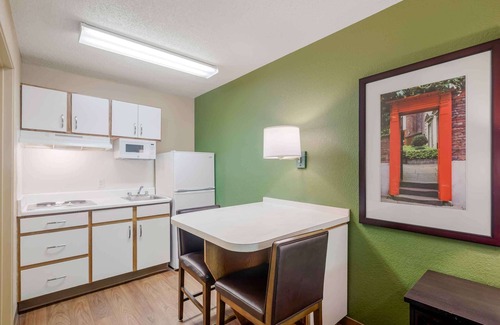 Sandy Springs Hotel | Extended Stay America Select Suites Atlanta Perimeter Hammon