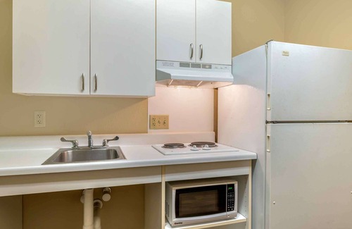 Mishawaka Hotel | Extended Stay America Suites South Bend Mishawaka North