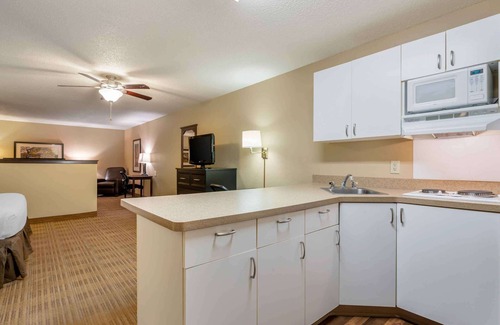 Mishawaka Hotel | Extended Stay America Suites South Bend Mishawaka North