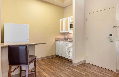 Gwinnett Place Hotel | Extended Stay America Suites Atlanta Gwinnett Place